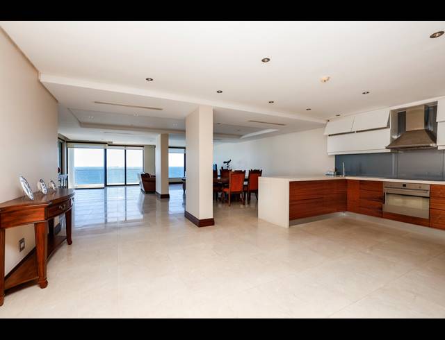 3 BEDROOM APARTMENT FOR SALE IN UMHLANGA CENTRAL